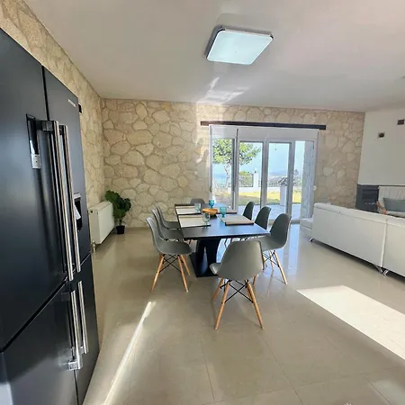 Vilă Four Seasons - The Eco Friendly