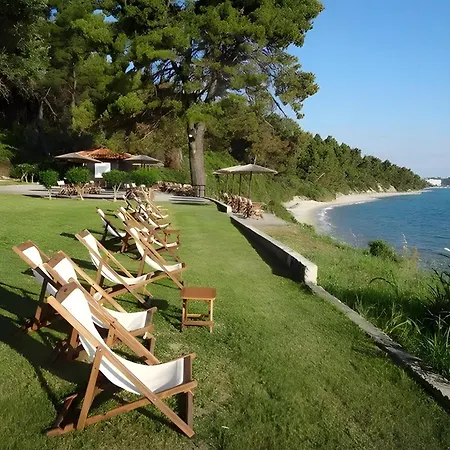 Four Seasons - The Eco Friendly Kriopigi