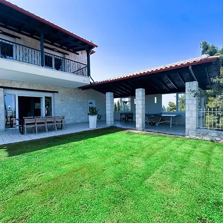 Four Seasons - The Eco Friendly