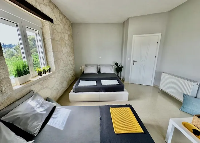 Four Seasons - The Eco Friendly Villa