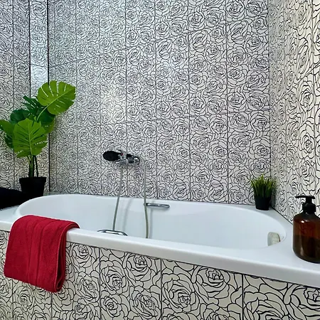 Four Seasons - The Eco Friendly Κρυοπηγή