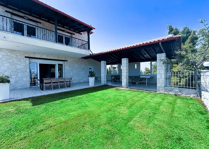 Four Seasons - The Eco Friendly